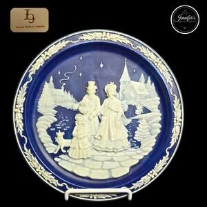 Incolay Studios "Christmas Vigil" Vintage 3D Collectors Plate